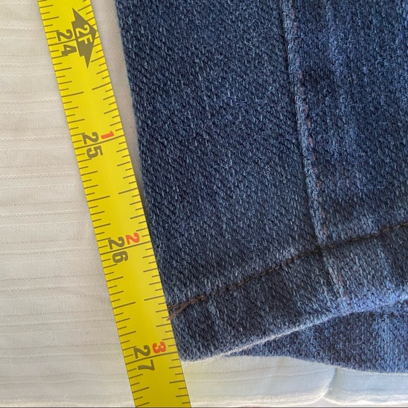 High Rise Jeans Sz 8 Short Dark Wash Stretch Comfy Denim 2 Buttons Straight Cut - Picture 3 of 6